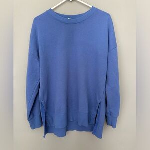 Women’s long sleeve top